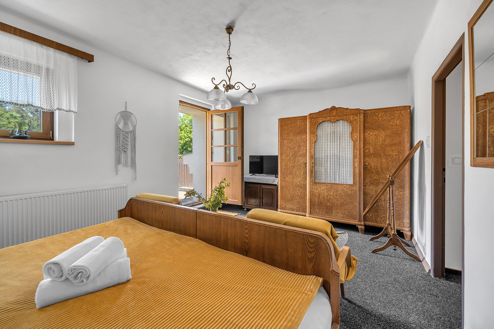 Dvoulůžkový retro pokoj č. 21